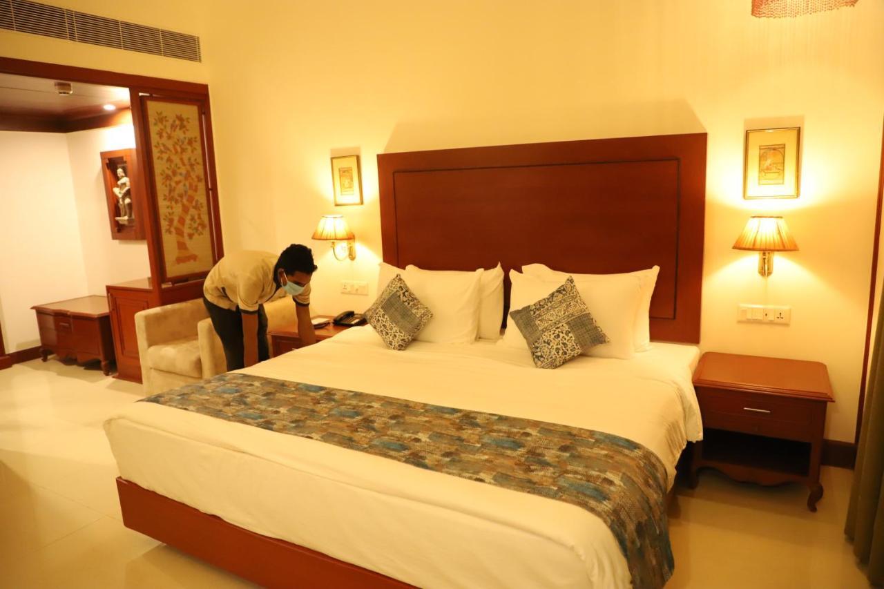 Hotel Chandela Khajurāho エクステリア 写真